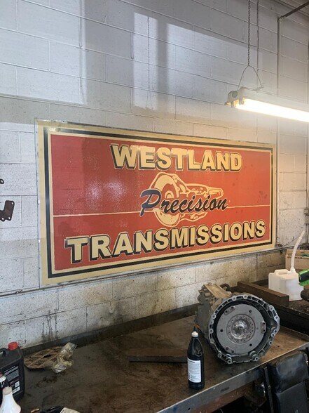 More Photos Of 36125 Ford Rd, Westland Auto Repair For Sale