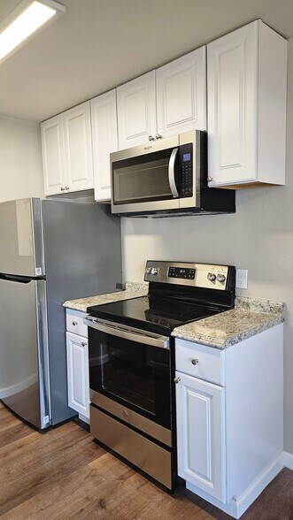 More Photos Of 610 E Pine St, Lodi Apartments For Sale