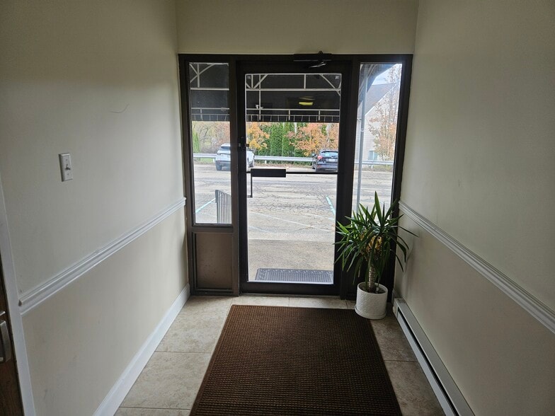More Photos Of 242 Noble Rd, Waverly Township Office For Lease