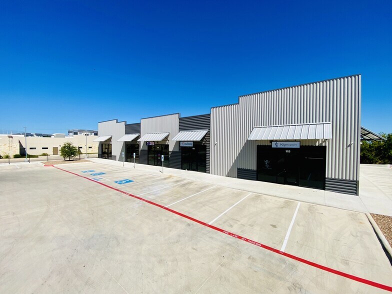 More Photos Of 741 Generations Dr, New Braunfels Medical For Lease