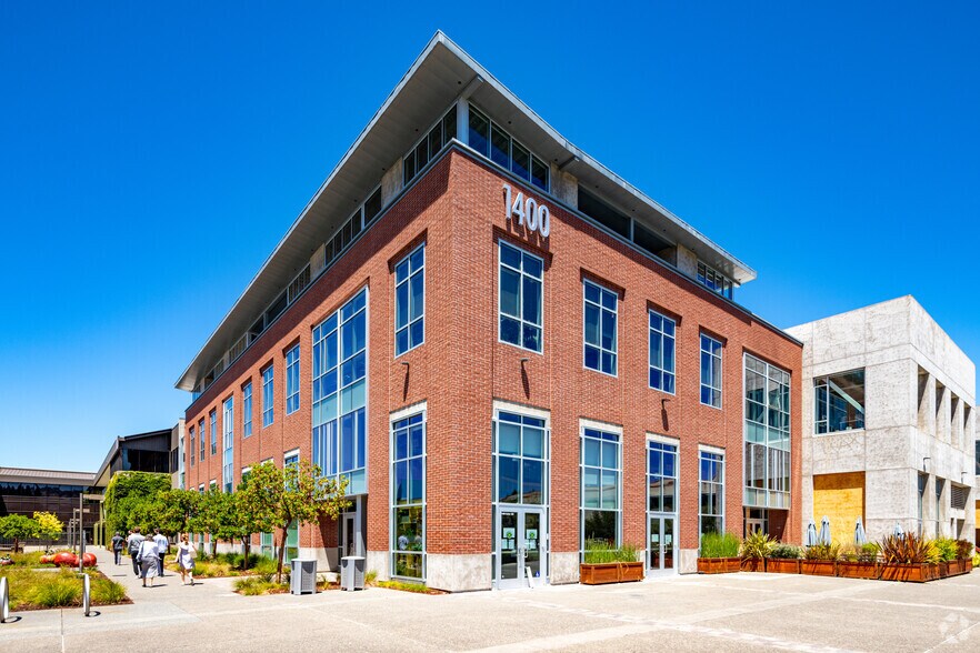More Photos Of 1400 Valley House Dr, Rohnert Park Office For Lease