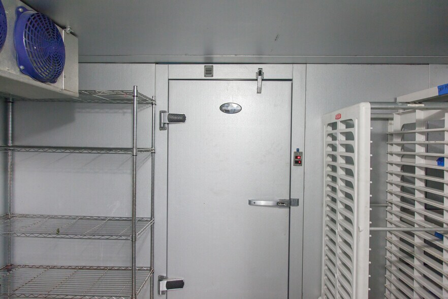 606 Abercorn St, Savannah, GA 31401 Retail For Lease