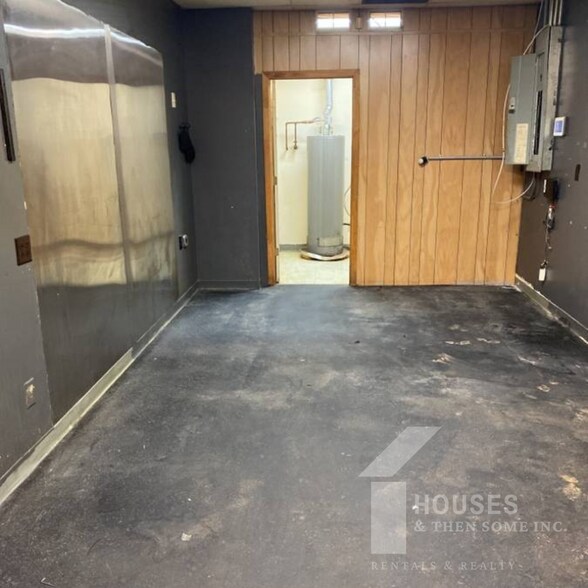 More Photos Of 1733 Piedmont Hwy, Piedmont Freestanding For Sale