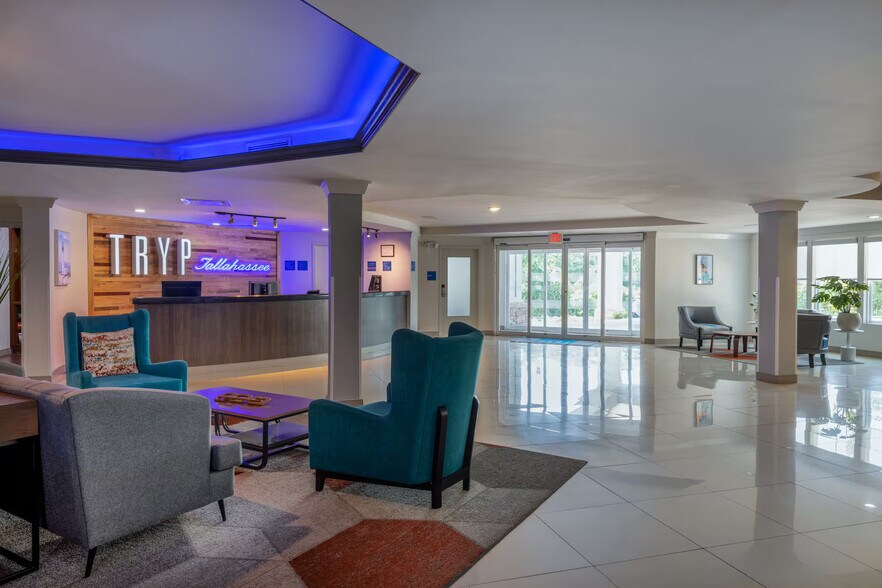 More Photos Of 1978 Village Green Way, Tallahassee Hotel For Sale