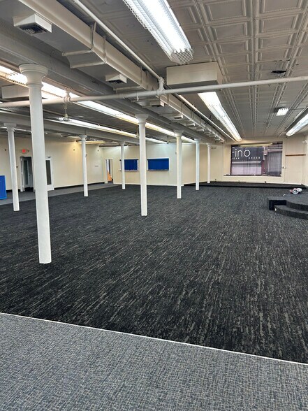 More Photos Of 2935 3rd Ave, Bronx Storefront Retail Office For Lease