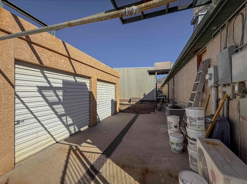 More Photos Of 2203 1st St, Alamogordo General Retail For Sale