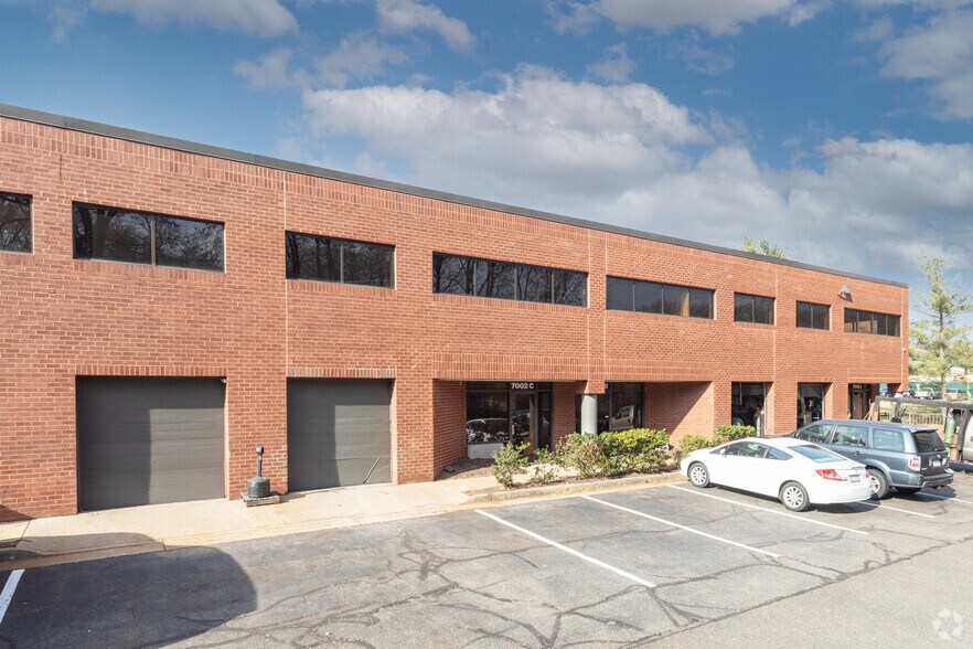 More Photos Of 7000 Newington Rd, Lorton Unknown For Lease