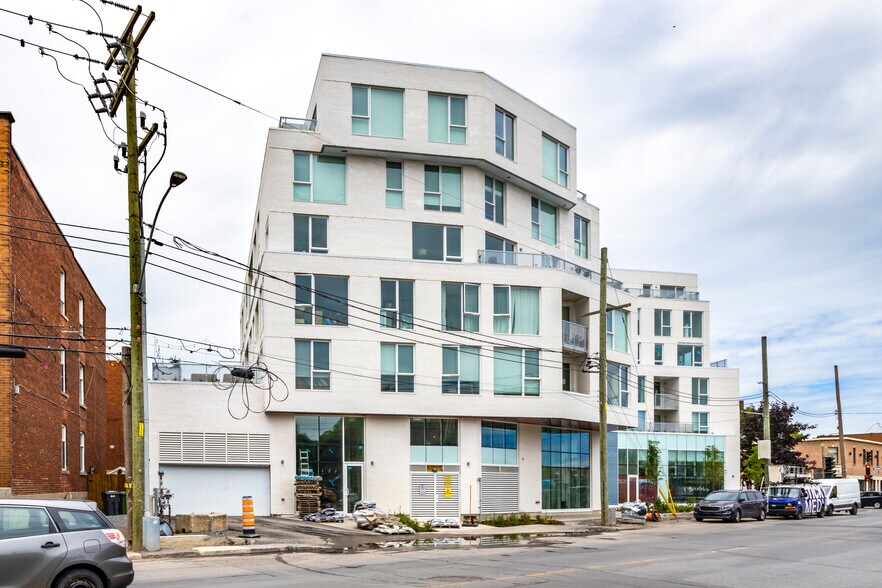 More Photos Of 4137-4147 Boul LaSalle, Montréal Apartments For Sale