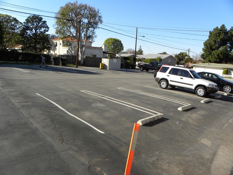 More Photos Of 24401-24409 Hawthorne Blvd, Torrance Freestanding For Lease