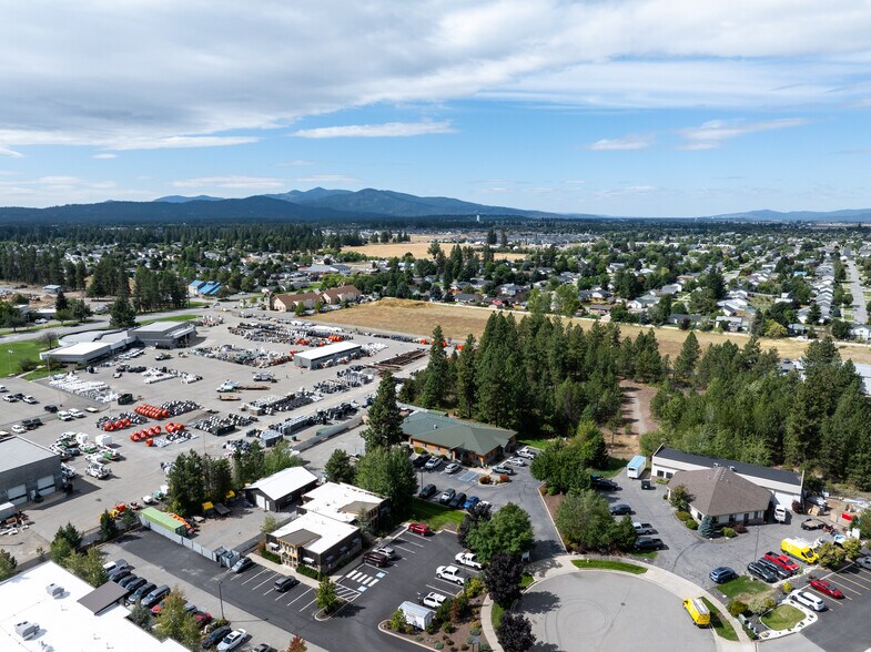 More Photos Of 690 W Capstone Ct, Hayden Office For Sale