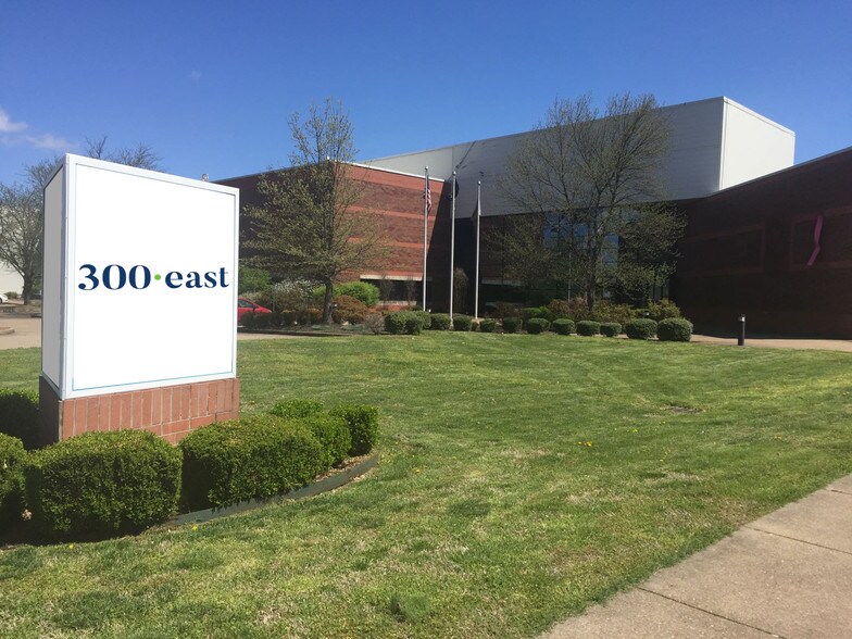 Primary Photo Of 300 E Walnut St, Evansville Telecom Hotel Data Hosting For Lease