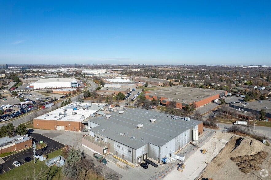 More Photos Of 6515 Kitimat Rd, Mississauga Light Manufacturing For Lease
