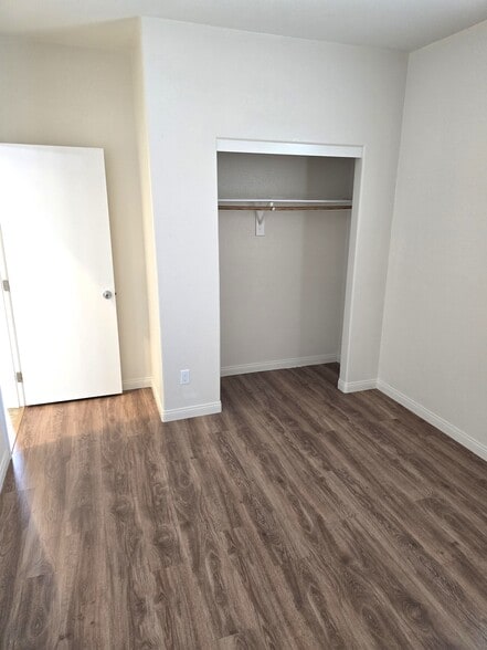More Photos Of 4300 N Lamont St, Las Vegas Apartments For Sale