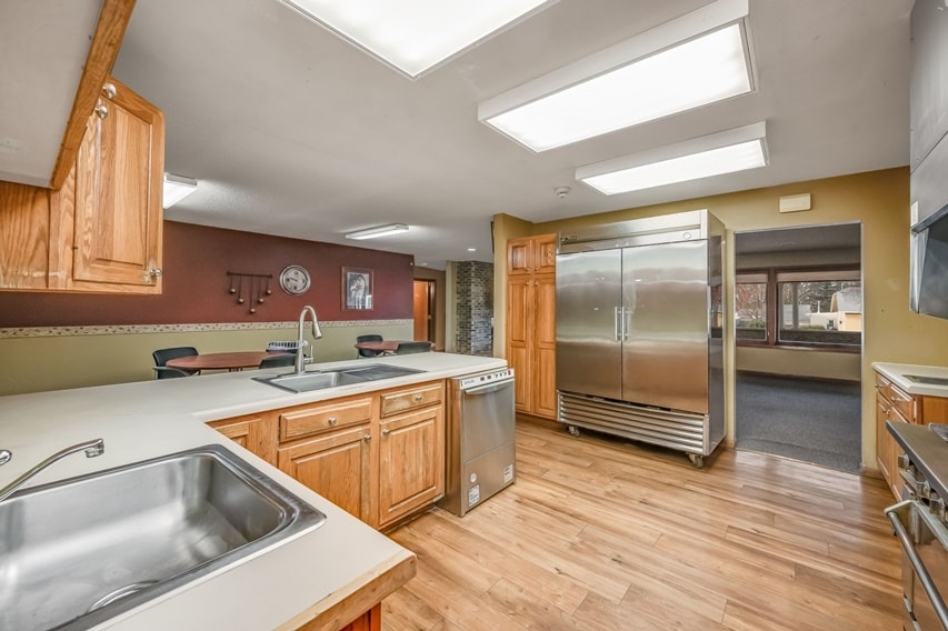 More Photos Of 311 S Nicollet St, Blue Earth Healthcare For Sale