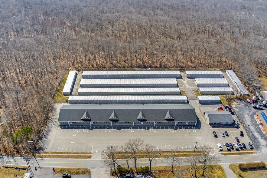 More Photos Of 430 Chapel Hill Rd, Oakdale Freestanding For Lease