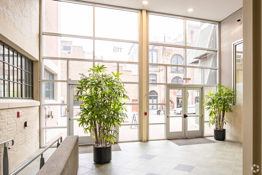 More Photos Of 101-115 S 15th St, Richmond Loft Creative Space For Lease