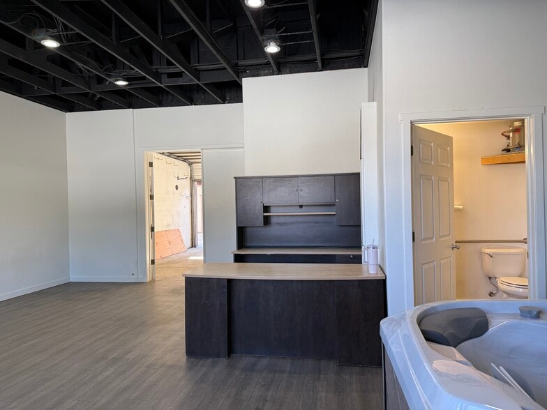 More Photos Of 100 Sierra Rd S1 park, Mammoth Lakes Industrial For Sale