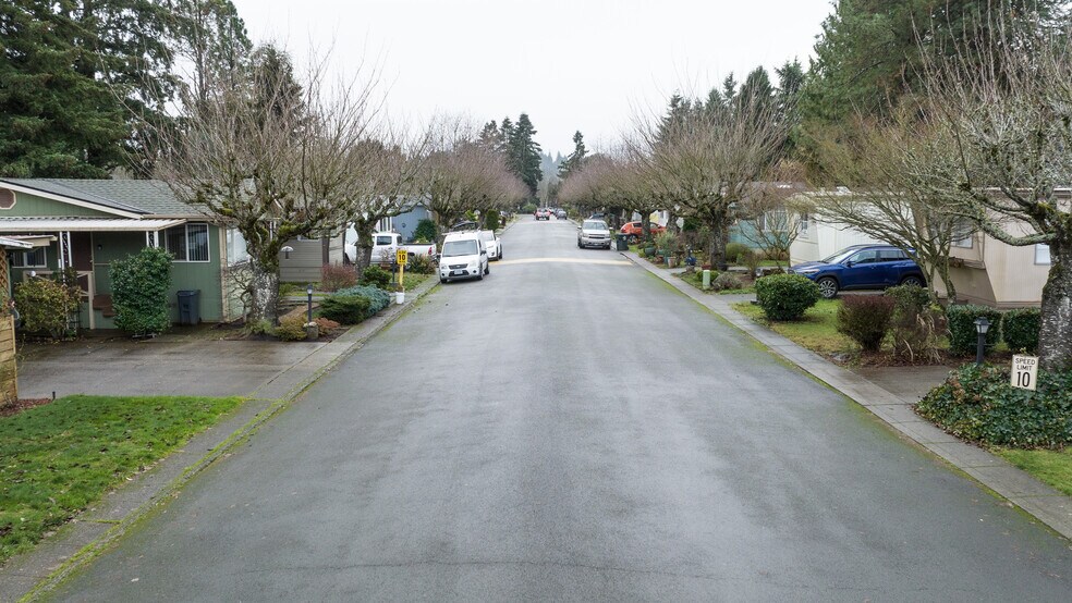 More Photos Of 1652 Wiltsey Rd SE, Salem Manufactured Housing Mobile Home Park For Sale
