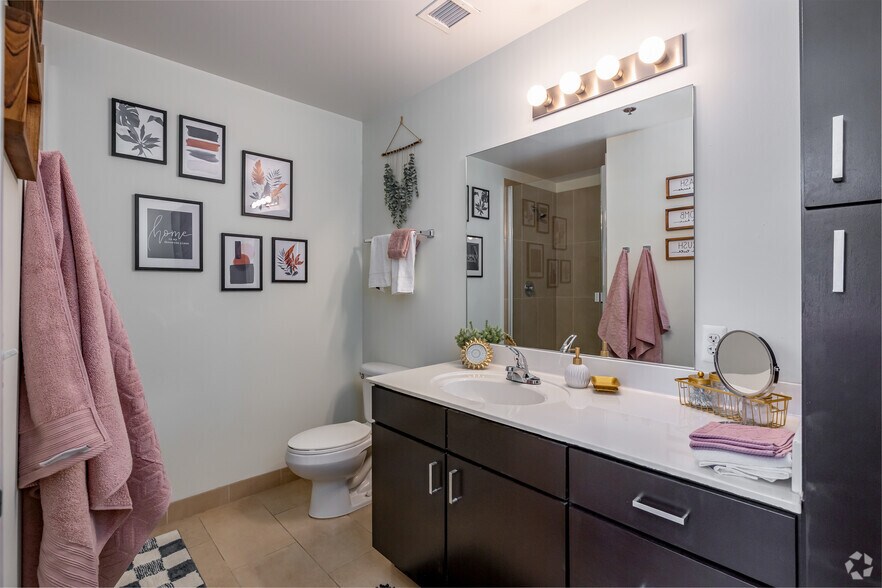More Photos Of 1300 S University Ave, Ann Arbor Apartments For Lease