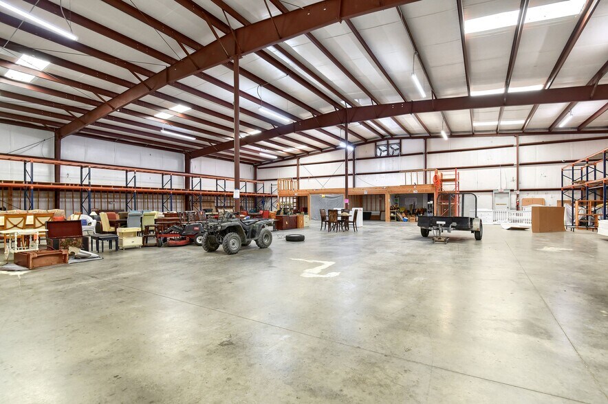 More Photos Of 1877 Witt Rd, Frisco Warehouse For Sale