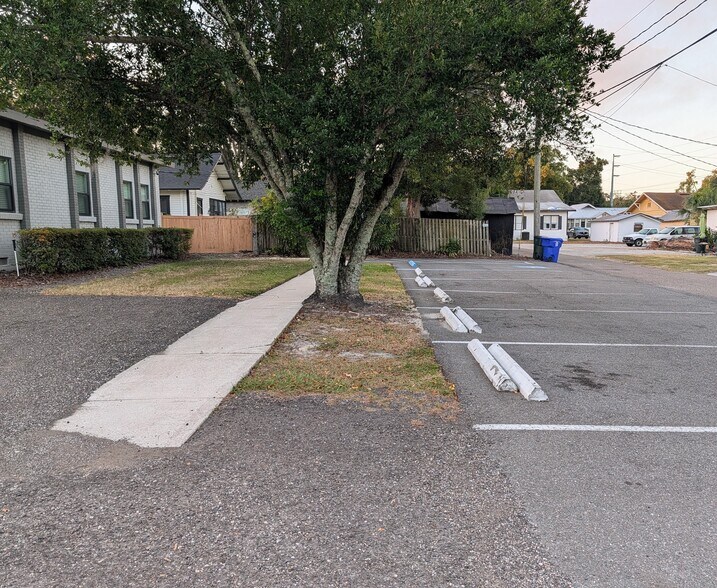 More Photos Of 905 S Missouri Ave, Lakeland Coworking Space