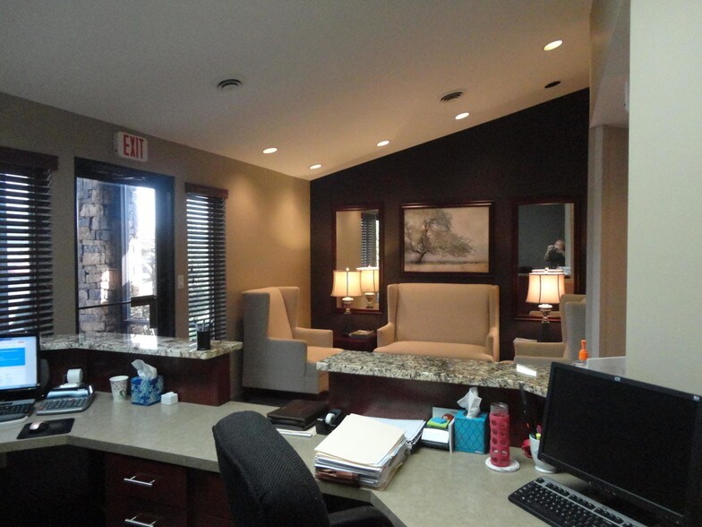 More Photos Of 1200 E Woodhurst Dr, Springfield Office Residential For Sale