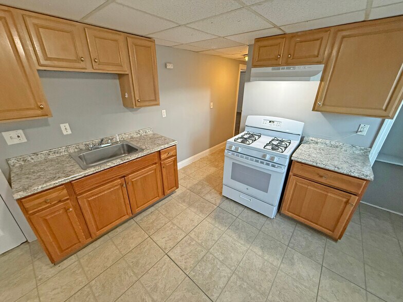 More Photos Of 129 S Elm St, Haverhill Apartments For Sale