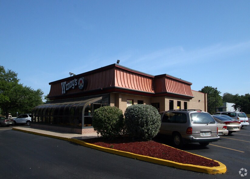 More Photos Of 4020 Bee Ridge Rd, Sarasota Fast Food For Sale