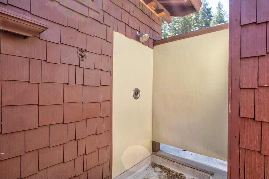 More Photos Of 65745 Big Meadows Road, Kings Canyon National Pk Land For Sale