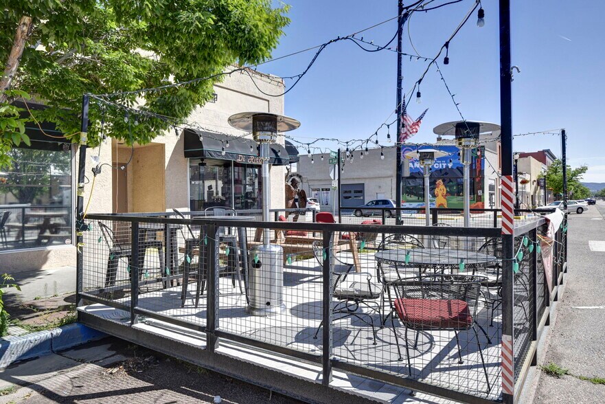 More Photos Of 231 Main St, Canon City Restaurant For Lease