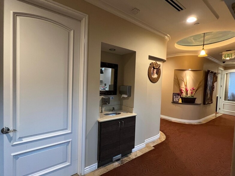 More Photos Of 26137 La Paz Rd, Mission Viejo Medical For Lease
