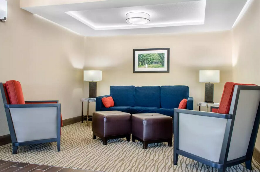 More Photos Of 30 Louis Prima Dr, Covington Hotel For Sale