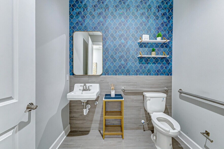 More Photos Of 26717 Westheimer Pky, Katy Medical For Sale