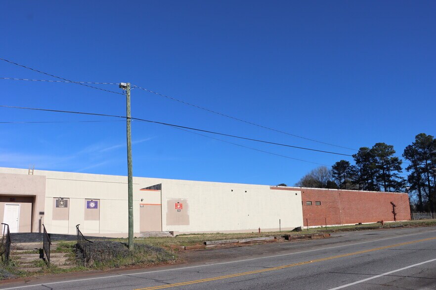 More Photos Of 2115 S McDuffie St, Anderson Manufacturing For Sale