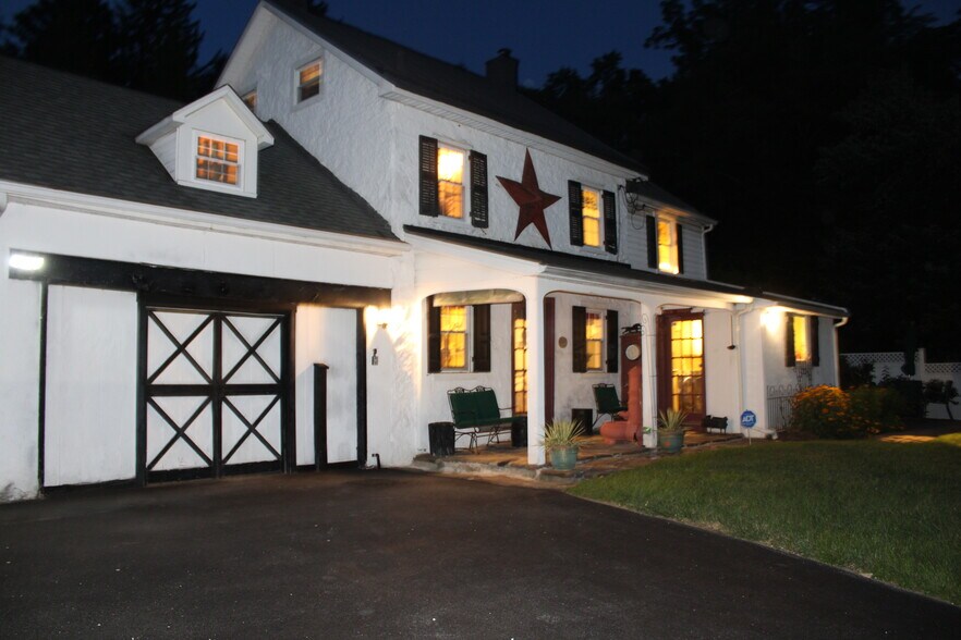 More Photos Of 547 Baltimore Pike, Glen Mills Office For Sale
