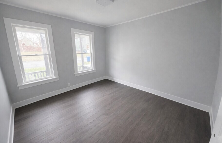 More Photos Of 335 Shonnard St, Syracuse Apartments For Sale