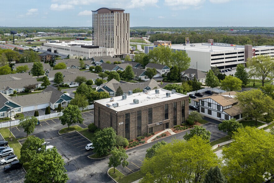 More Photos Of 930 W 175th St, Homewood Office For Sale
