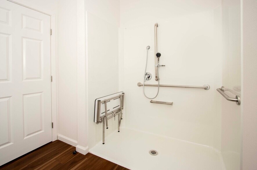 More Photos Of 1380 Lincoln Ave, San Rafael Apartments For Sale