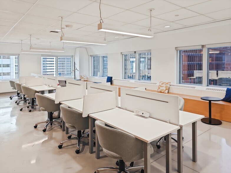 More Photos Of 130 King St W, Toronto Coworking Space