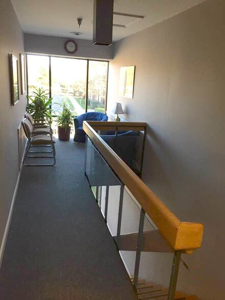 More Photos Of 55 Old Nyack Tpke, Nanuet Office Residential For Lease