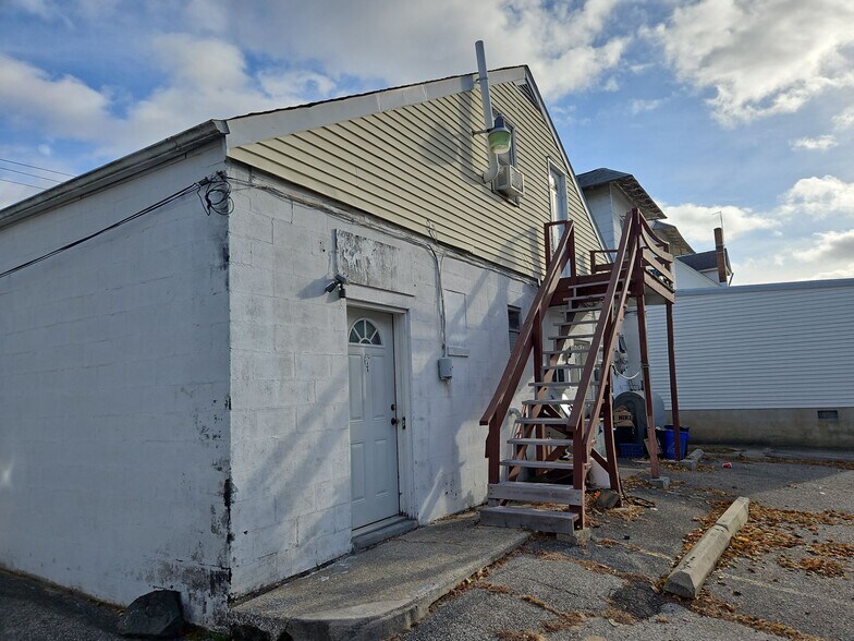 More Photos Of 11-13 Black Horse Pike, Pleasantville General Retail For Lease