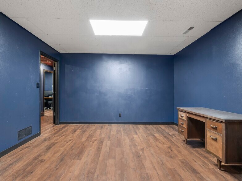 More Photos Of 405 S 100 E, Pleasant Grove Office For Lease