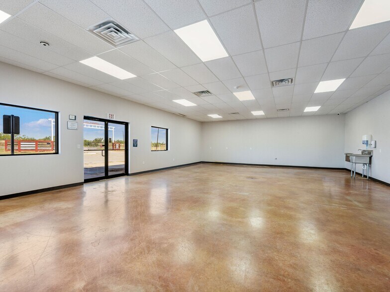 More Photos Of 6411 Highway 90 E, Knippa Refrigeration Cold Storage For Sale