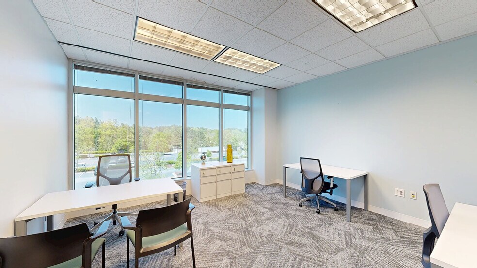 More Photos Of 2530 Meridian Pky, Durham Coworking Space