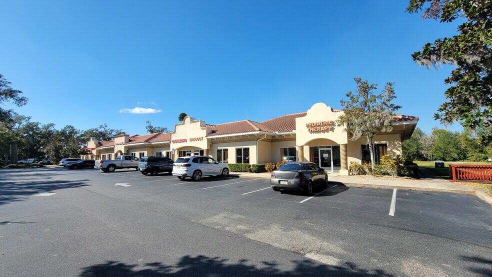 More Photos Of 900 N Swallow Tail Dr, Port Orange Medical For Lease