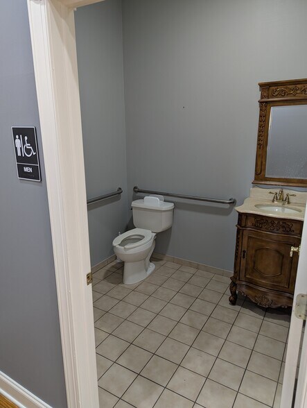 More Photos Of 408 US Highway 206, Hillsborough Office For Lease