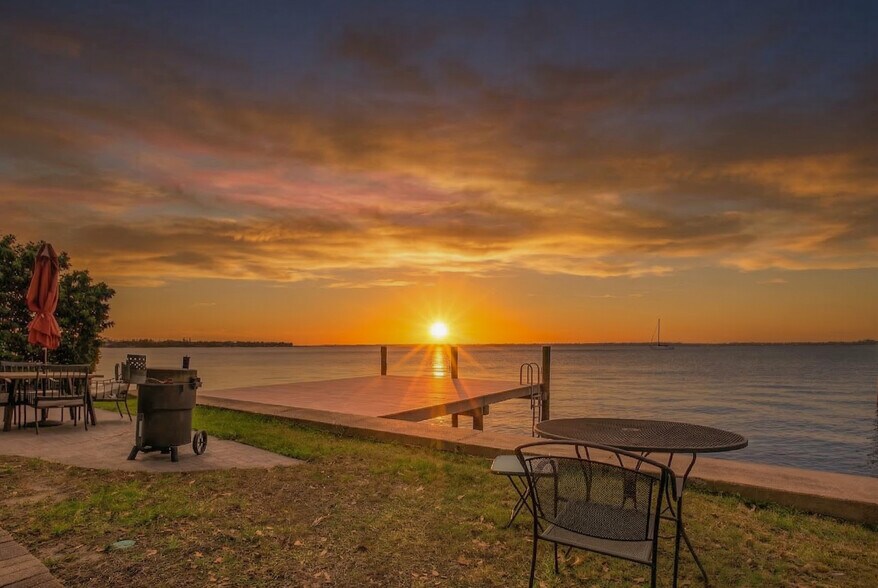 More Photos Of 1710 River Rd, Jacksonville Apartments For Sale