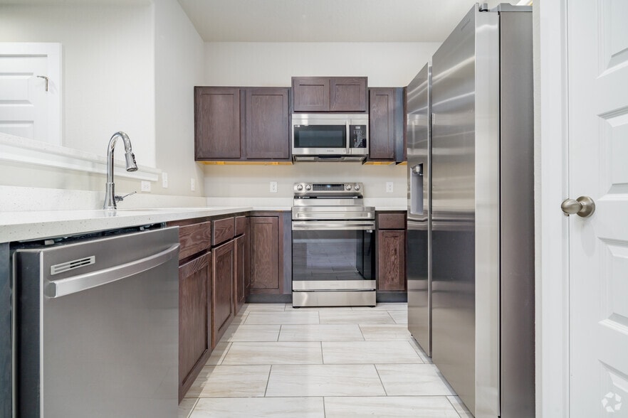 More Photos Of 8302 Via Verona, San Antonio Apartments For Sale