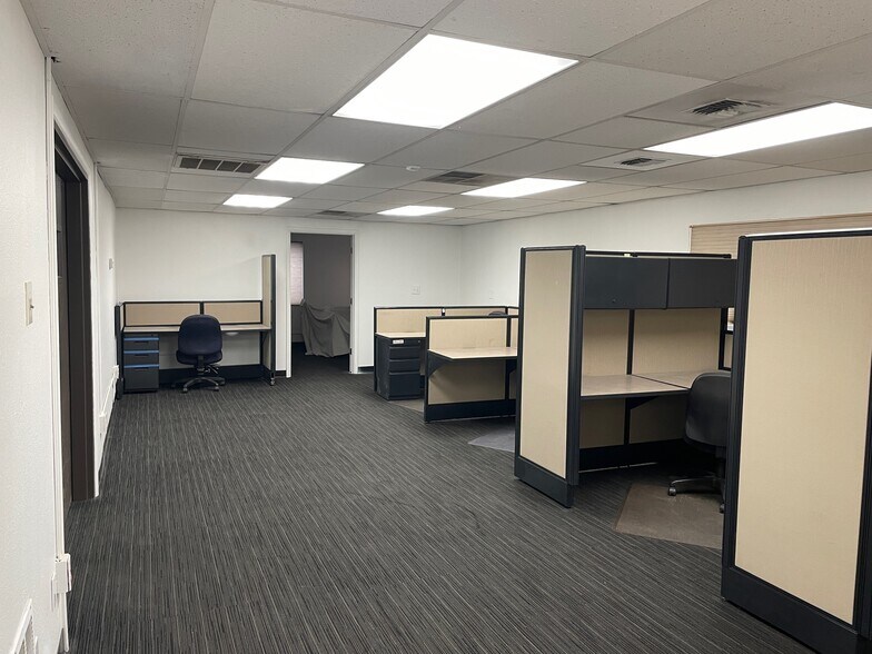 More Photos Of 4230 E Mission Ave, Spokane Warehouse For Lease