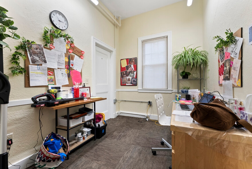 More Photos Of 180 Merrimack St, Lowell Religious Facility For Sale